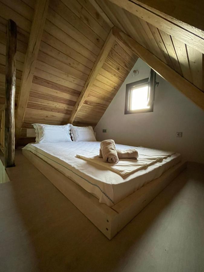 Holiday home Unique Wooden With Pool Olympiada